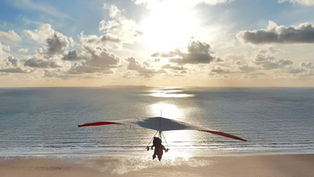 Tandem Hang Gliding in Devon Image 3