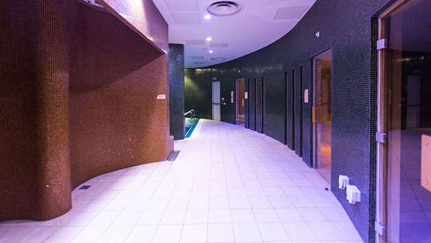 Relaxing Spa Day for Two with 40 Minutes of Treatments at Verulamium Spa Image 3