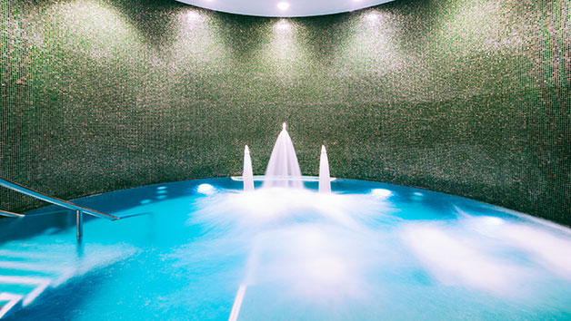 Relaxing Spa Day for Two with 40 Minutes of Treatments at Verulamium Spa Image 5