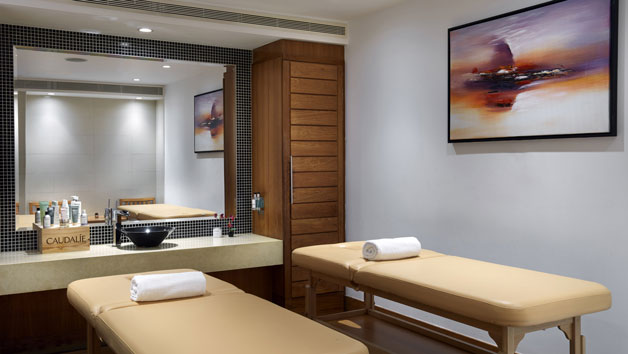 Spa Day with a 40 Minute Treatment and Dining for One at a Rena Spa Image 4