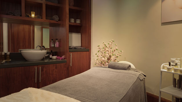 Spa Day with 50 Minutes of Treatments, Lunch and Prosecco for One at QHotels picture