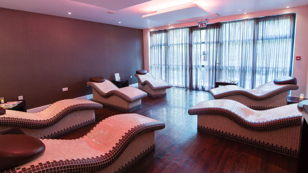 One Night Spa Break for Two with Three Treatments Each and Dinner at Bannatyne Hastings Hotel Image 3