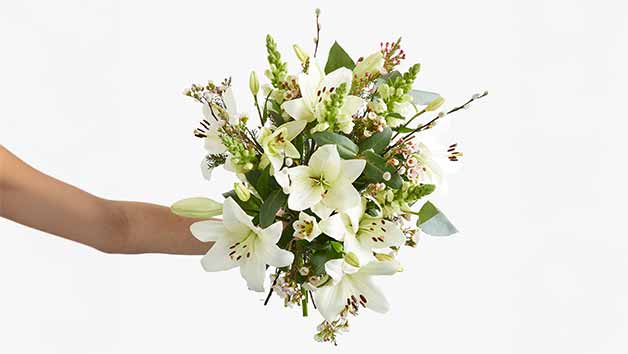 12-Month Arena Flowers Ethical Flower Subscription Image 4