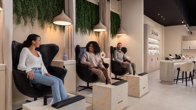 Express Manicure or Pedicure with Fizz at Townhouse for One picture