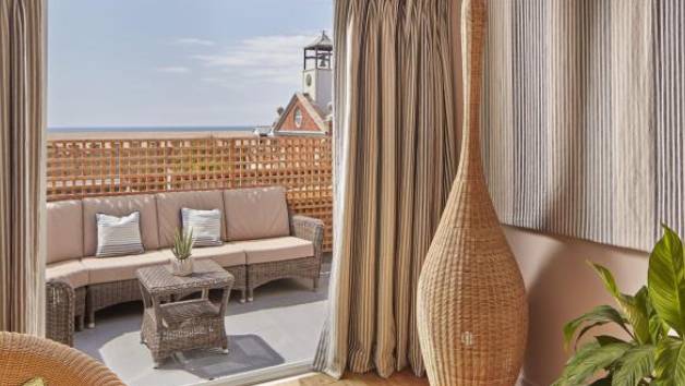 Renew Full Day Ritual at Moonfleet Manor For One picture