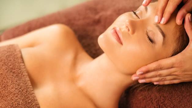 25 Minute Weekday Spa Treatment with Afternoon Tea at The Oxfordshire Golf Hotel & Spa for Two picture