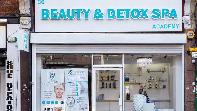25 Minute Express Facial or Back, Neck and Shoulder Massage at Beauty and Detox Spa for Two picture