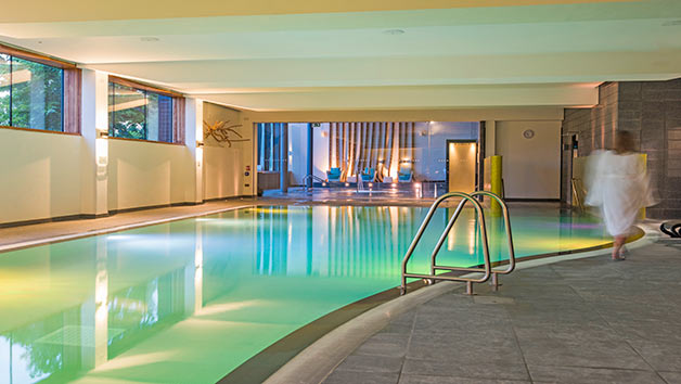 Evening Spa Session and a Glass of Fizz for One at Lifehouse Spa and Hotel Image 2