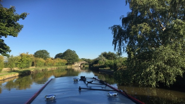 Lancashire Evening Canal Cruise with Tapas or Aperitifs for Two Image 4