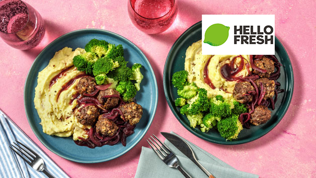 HelloFresh One Week Meal Kit with Three Meals for Four People Image 1