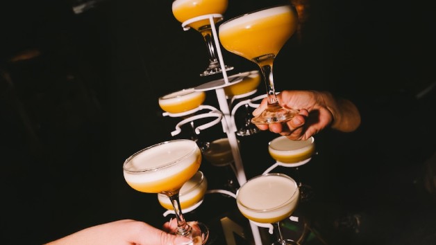 Revolution Bar Tipsy Sharer Tree for Four picture