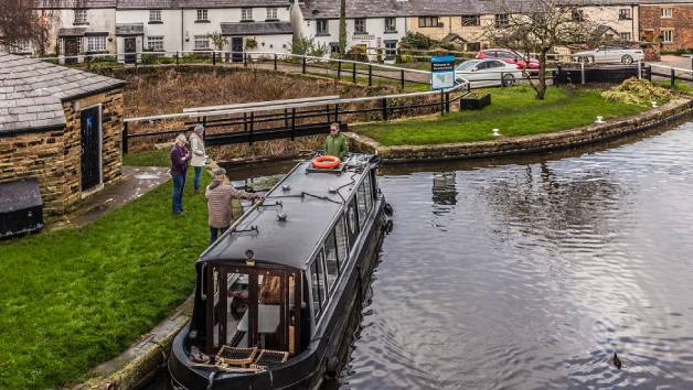 Breakfast Canal Cruise for Two at The Slipway Bar & Restaurant picture
