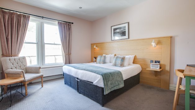 Overnight Winter Stay with Breakfast at the Black Hat for Two picture