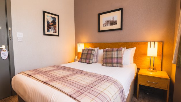 Overnight Winter Stay with Breakfast at Abbey Inn for Two picture