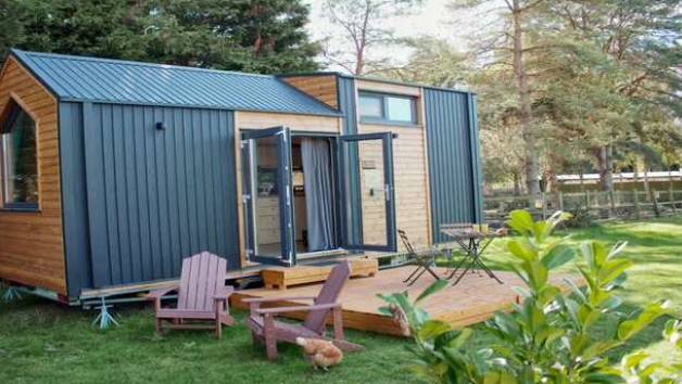 Sugar Hut Two Night Weekend Cabin Stay by Tiny Away for Three picture