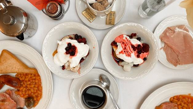 One Night Stay with Breakfast at The Parkway Hotel for Two picture