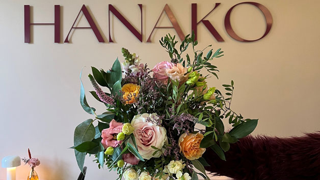 Be the Florist Hand-Tied Bouquet Workshop with Hanako Flowers for One Image 3