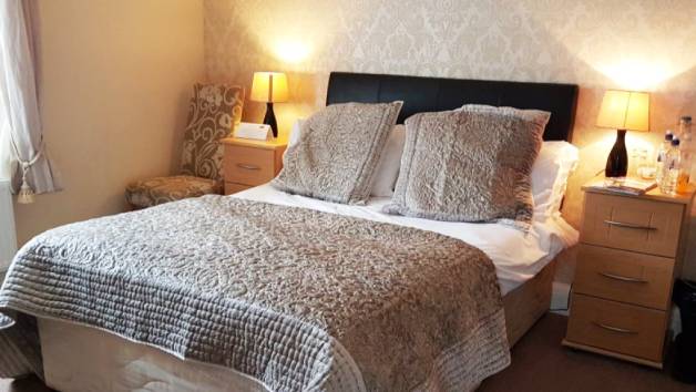 Two Night Minibreak at Rosaire Guest House for Two picture