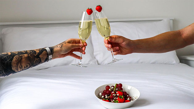 Two Night Liverpool City Break For Two With A Bottle Of Prosecco