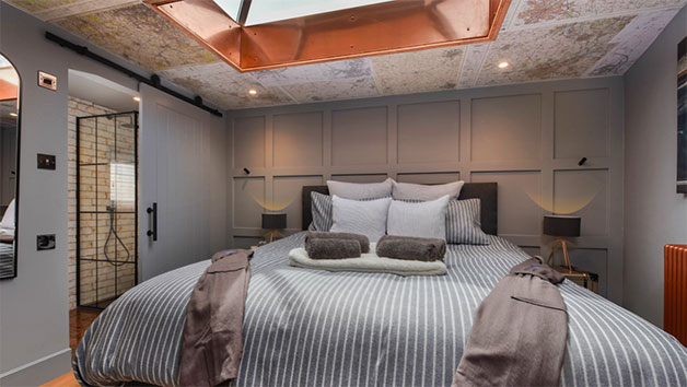 Two Night Stay at The Saddle for Two with a Bottle of Prosecco and Breakfast Image 4