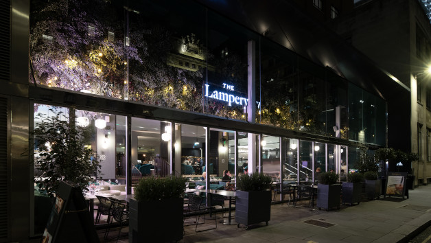 One Night Sunday Stay with Fizz for Two at Apex City of London Hotel picture