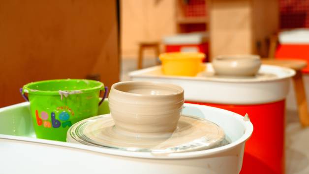 Pottery Wheel Throwing Taster Class at Bonbon Pottery Notting Hill Studio for Two picture
