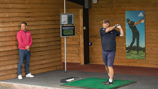 60 Minute Golf Lesson with a PGA Professional at Paultons Golf Centre for Eight People Image 1