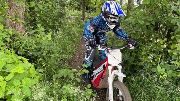 60 Minute One to One Electric Biking Session for One picture