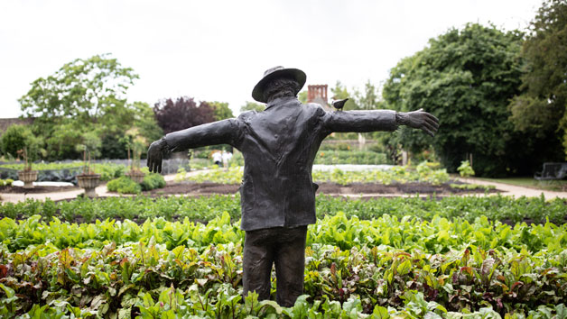 The Edible Garden Half Day Class for One at Belmond le Manoir Image 3