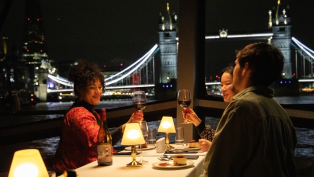 London Thames Dinner Cruise for Two with Prosecco - Week Round picture