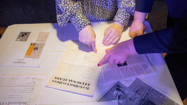 Thames Murder Mystery Cruise for Two with Three Course Dinner and Prosecco picture