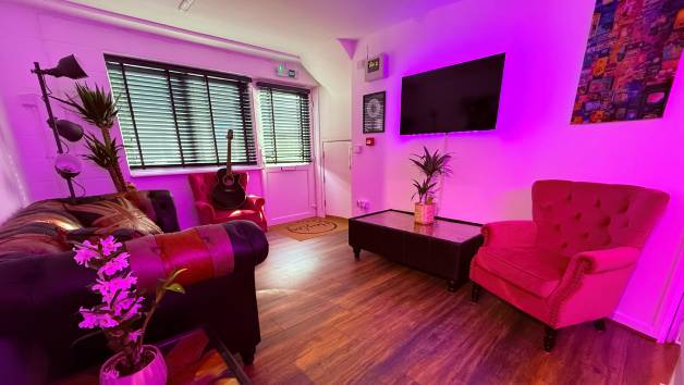 Pop or Rock Star Full Day Studio Experience at Haylee Music Studio for One picture