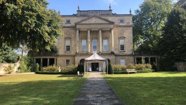 Bridgerton London Walking Tour Experience for Two Adults picture