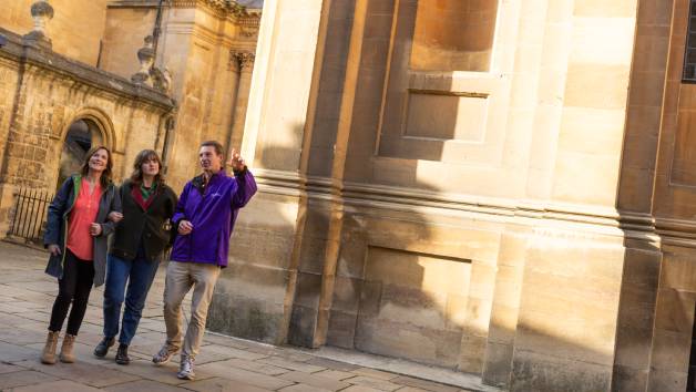 On Screen Oxford Walking Tour for Two Adults picture