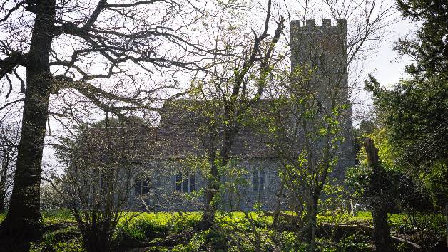 The Boleyn Girls Tour at the Essex Church with Sacke & Sugar Essex Tours for Two picture