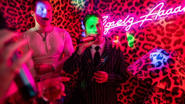 Mel B's Karaoke Room with Drinks and Pizza at Bunga 90 for Six picture