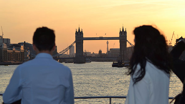 Thames Elvis Cruise for Two with Three Course Dinner and Fizz - Week Round Image 4