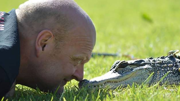 90 Minute Reptile Centre Tour and Photos at Crocs R Us for Two Adults and Two Children picture