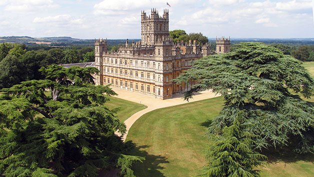 Downton Abbey Coach Tour for Two from London Image 5