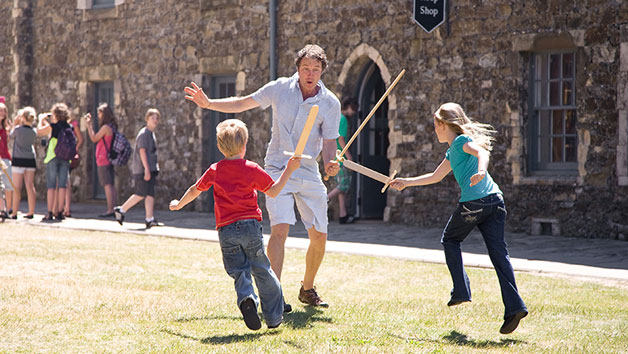 English Heritage Annual Pass for Two with Up to Twelve Kids Image 4