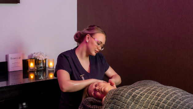 Spa Day with Three Treatments and Lunch for One at Bannatyne picture