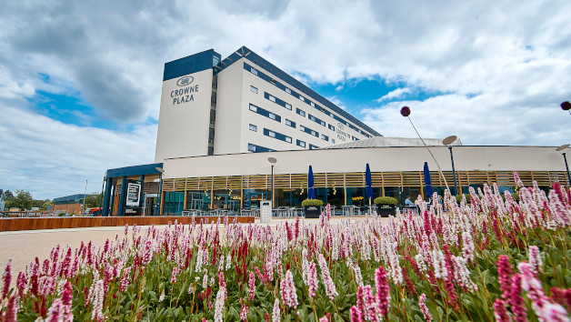 Overnight Stay with Treatment, Dinner and Prosecco for Two at Crowne Plaza Reading East, Berkshire picture