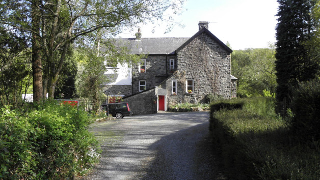 Luxury Two Night Stay at Afon Rhaiadr Country House picture