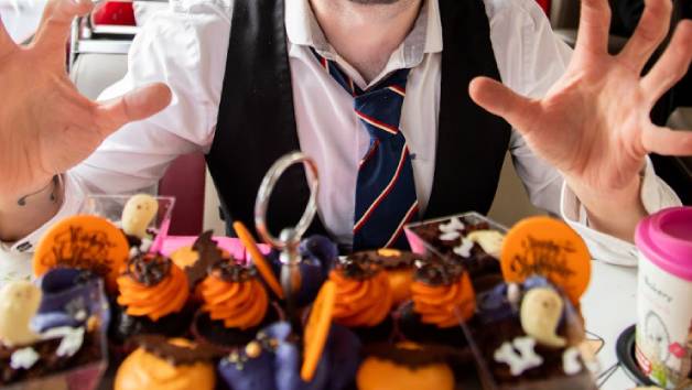 Spooky Halloween Afternoon Tea Bus Tour with Brigit's Bakery for One Adult and One Child picture