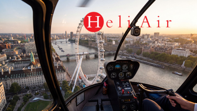 50 Minute Helicopter Flight Over London at Heli Air for One picture