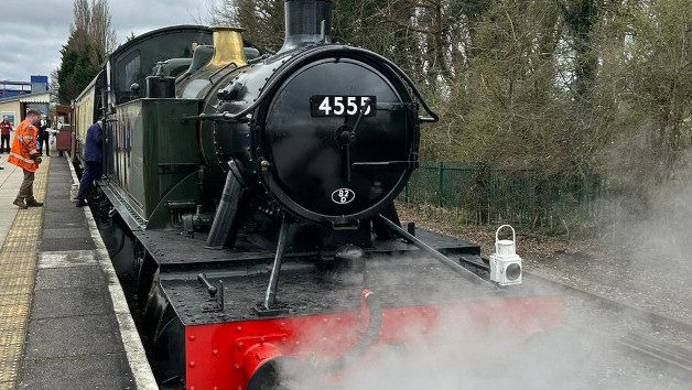 One Hour Steam Railway Ride and English Vineyard Tour for One with Wine Tasting and Lunch picture