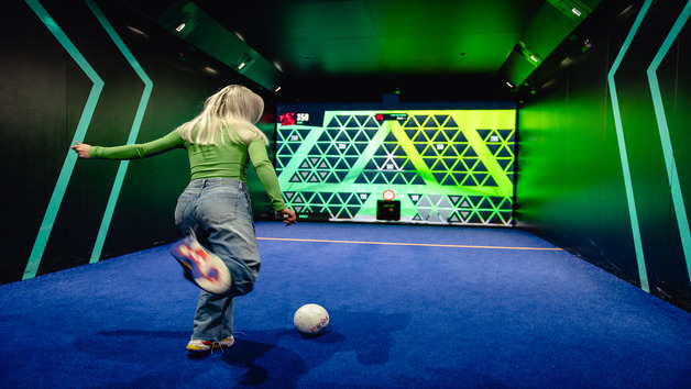 Interactive Football Games Experience with a Sharing Platter and Drink at TOCA Social for Two Image 5