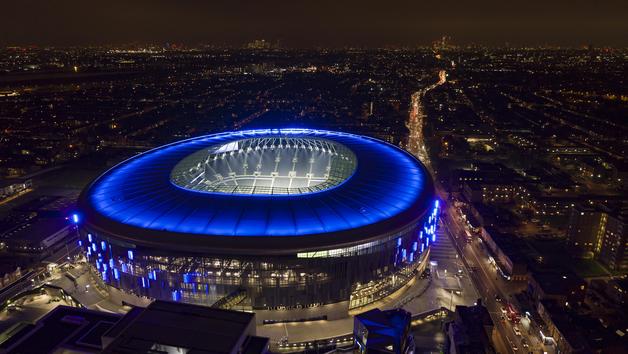 The Dare Skywalk Evening Climb for Two at Tottenham Hotspur Stadium Image 3