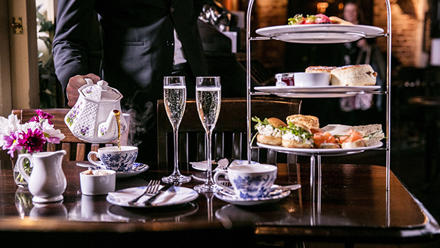 Afternoon Tea And Champagne For Two At The Crusting Pipe With Davys Wine Bars