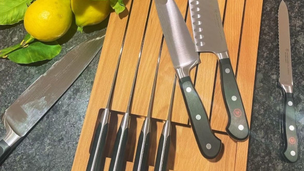 Knife Skills Masterclass for One at Divertimenti Cookery School picture